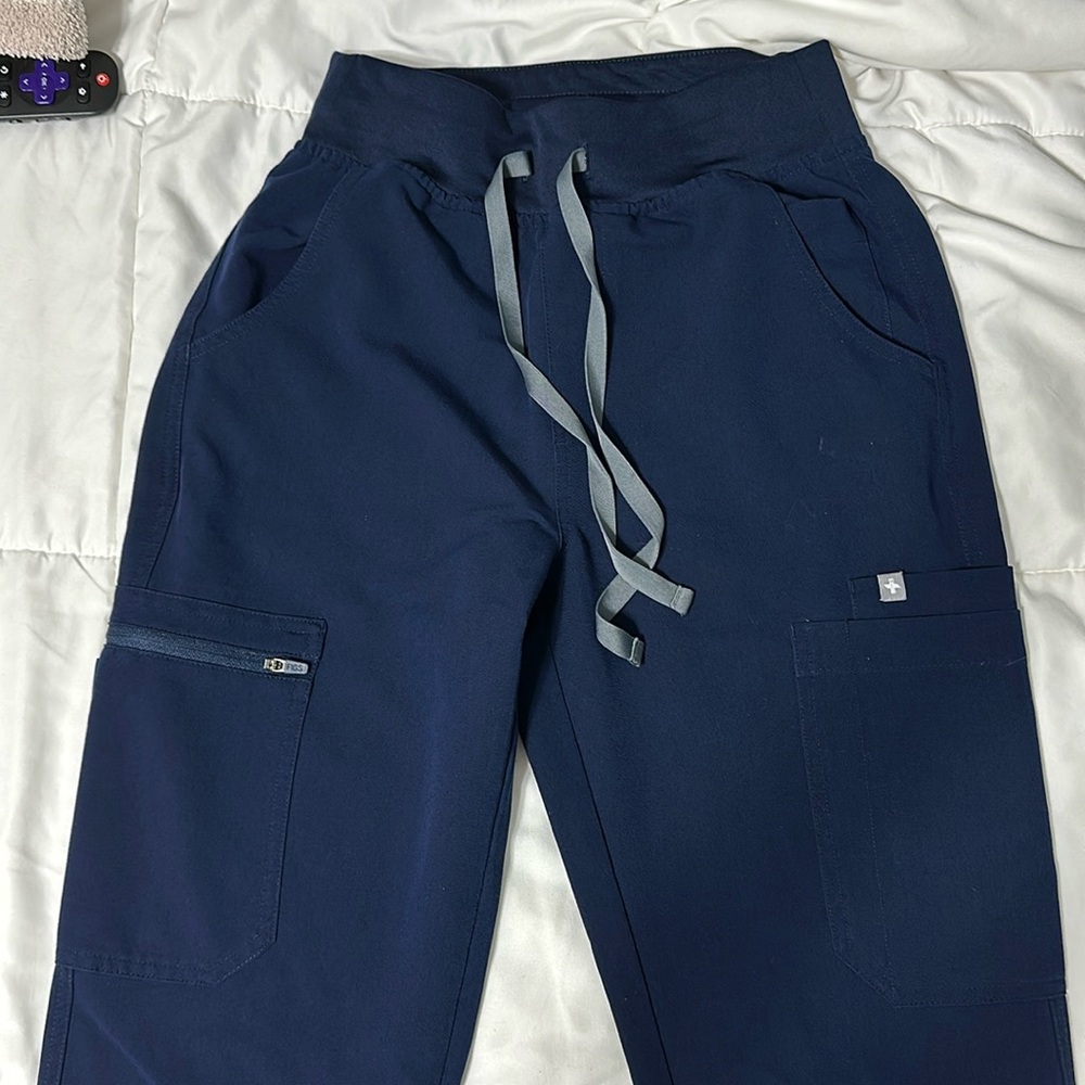 FIGS High Waisted Yola Skinny Scrub Pant